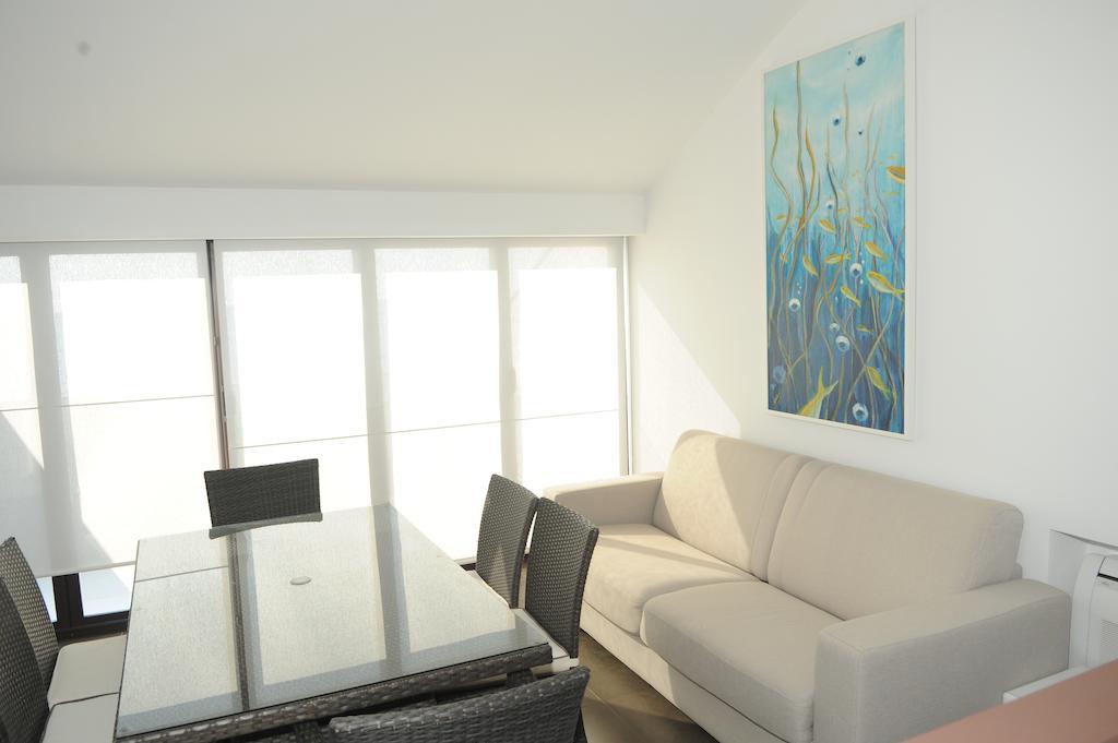 The Roof On The Sea Apartment Fondachello  Room photo